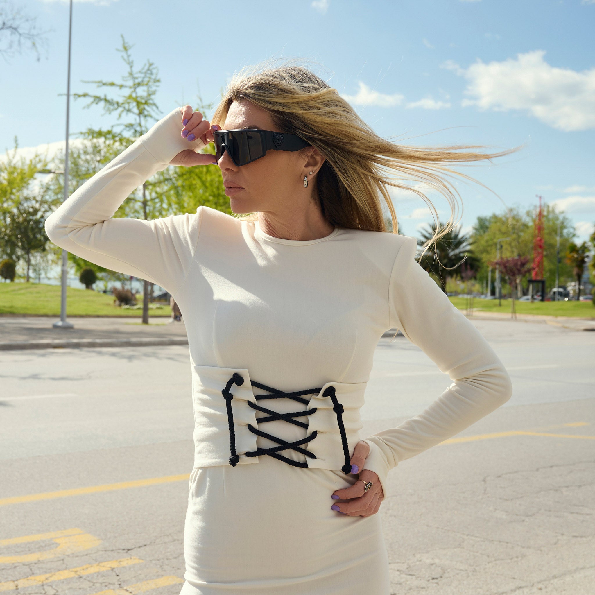 THE CORSET DRESS WITH CLASSIC CORDS