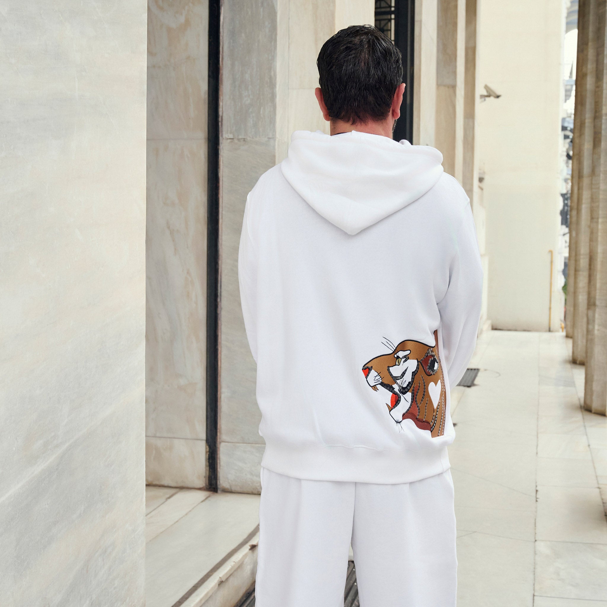 THE VALOR ZIPPER HOODIE