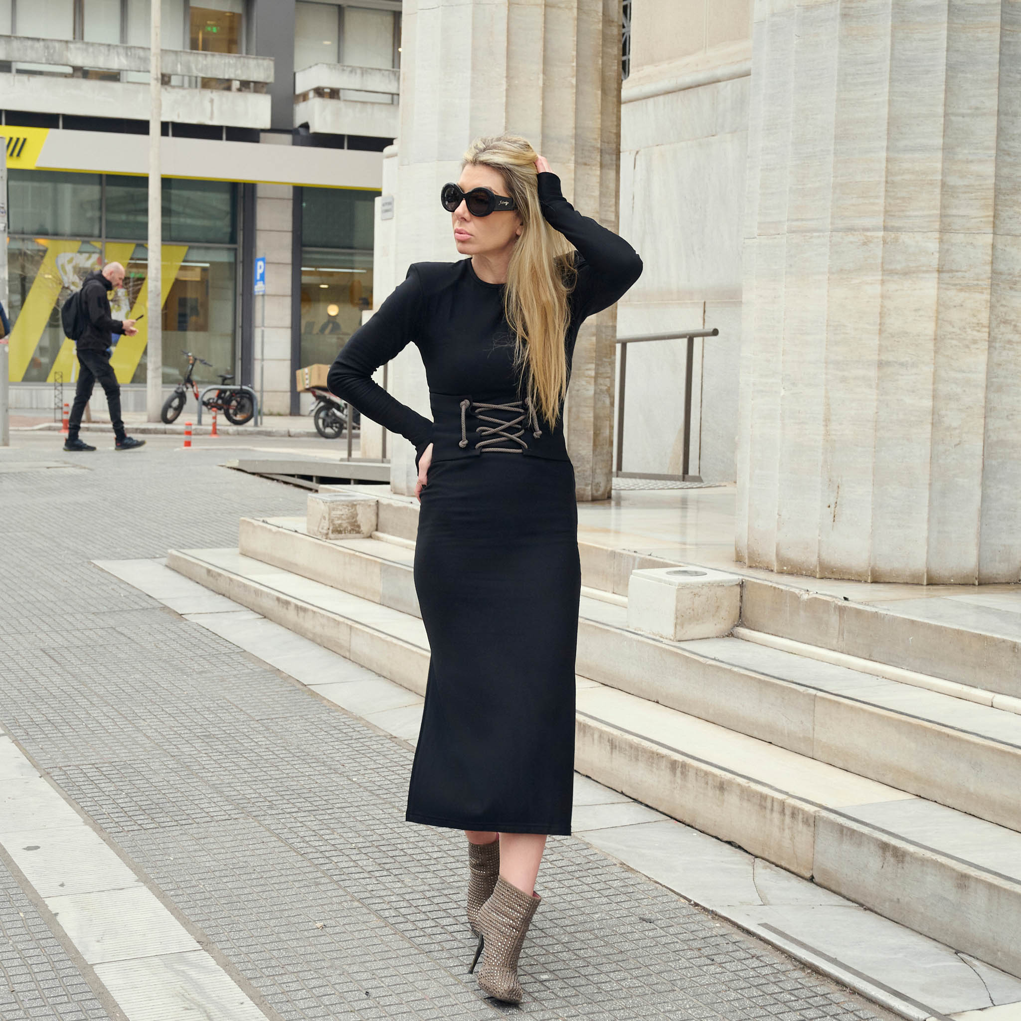 THE CORSET DRESS WITH CLASSIC CORDS