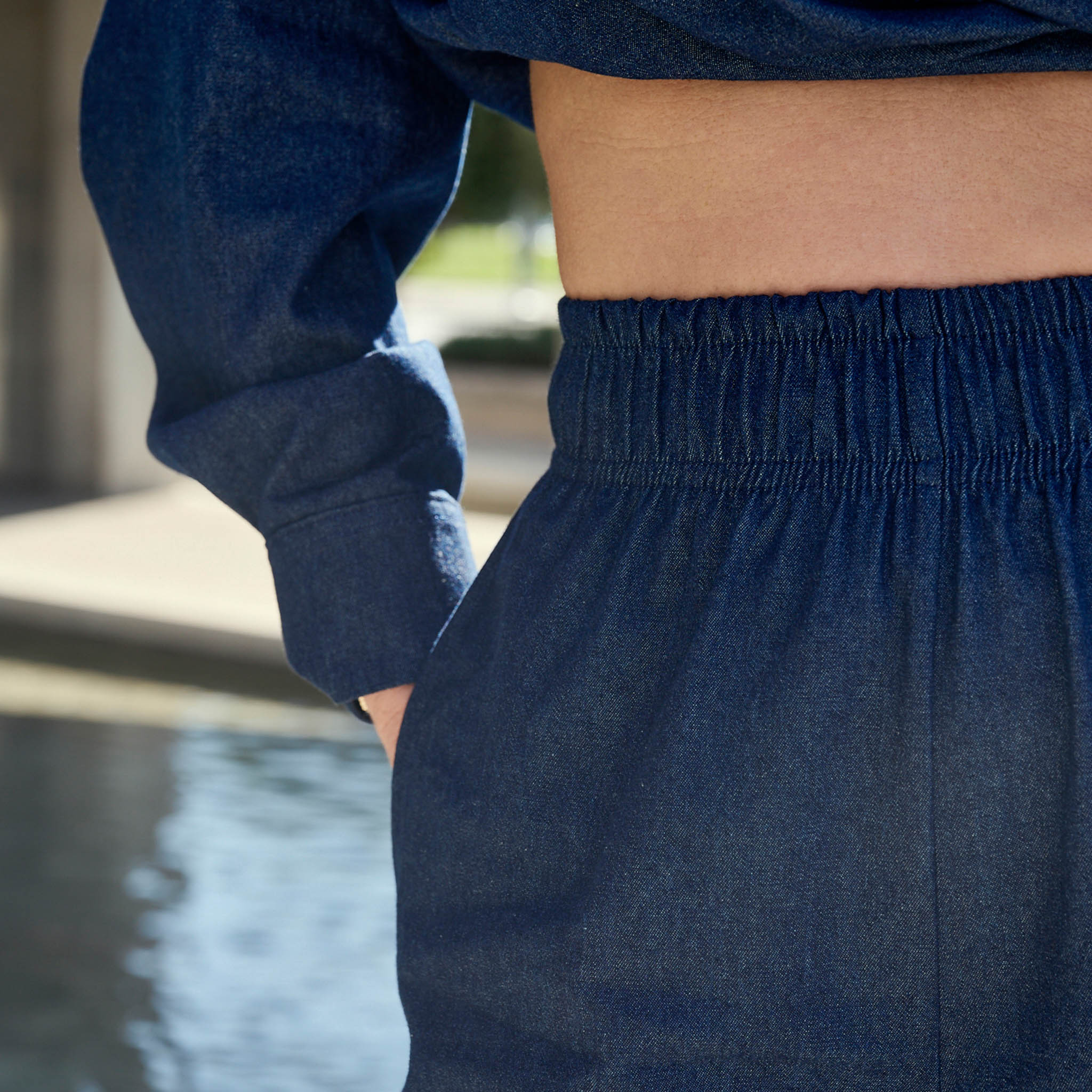THE VEIL TROUSERS