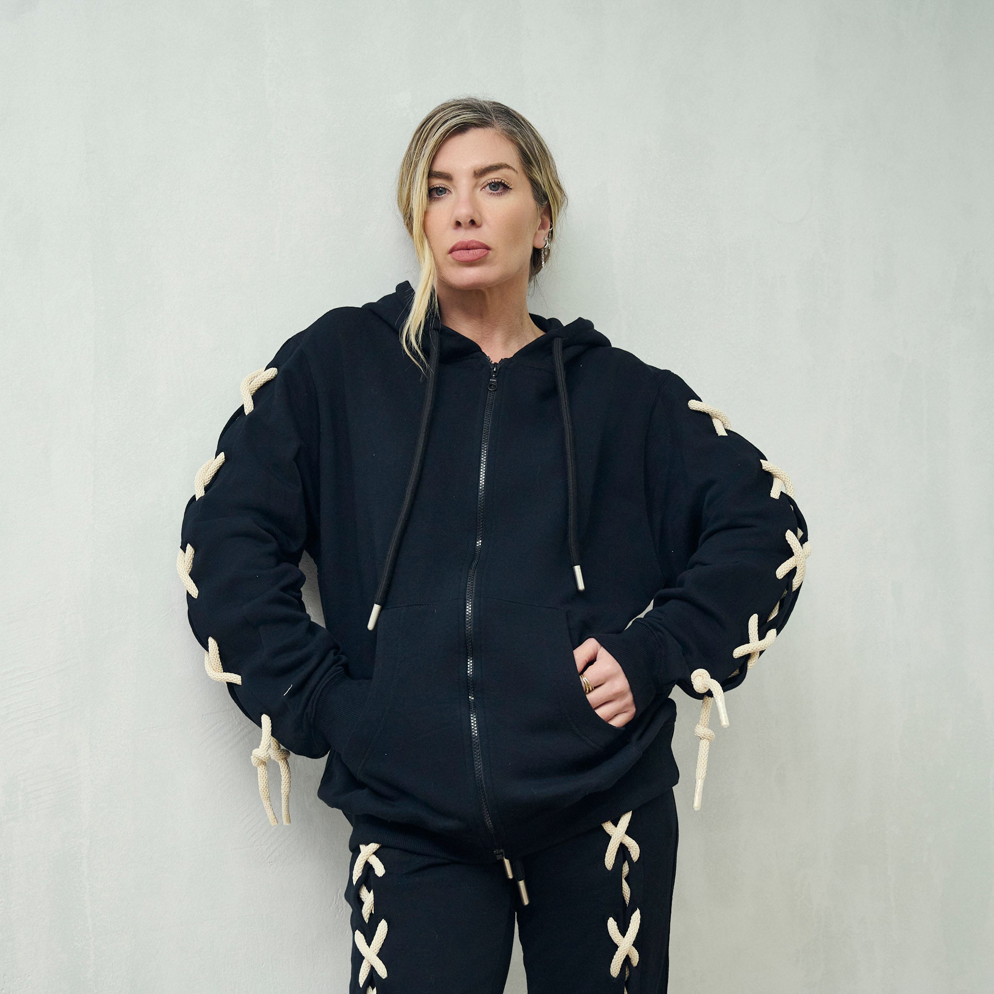 THE VICTORY SET WITH ZIPPER HOODIE