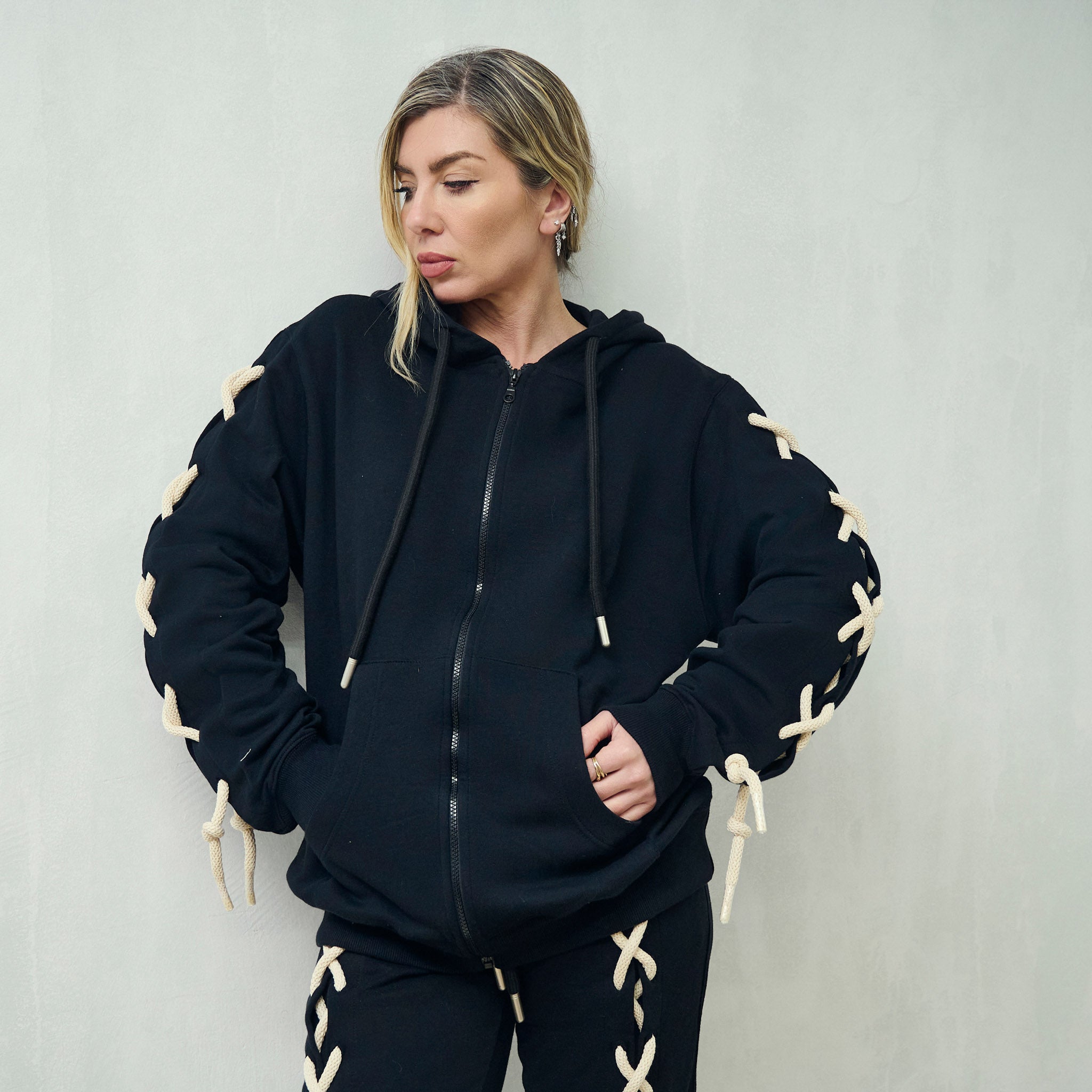 THE VICTORY SET WITH ZIPPER HOODIE