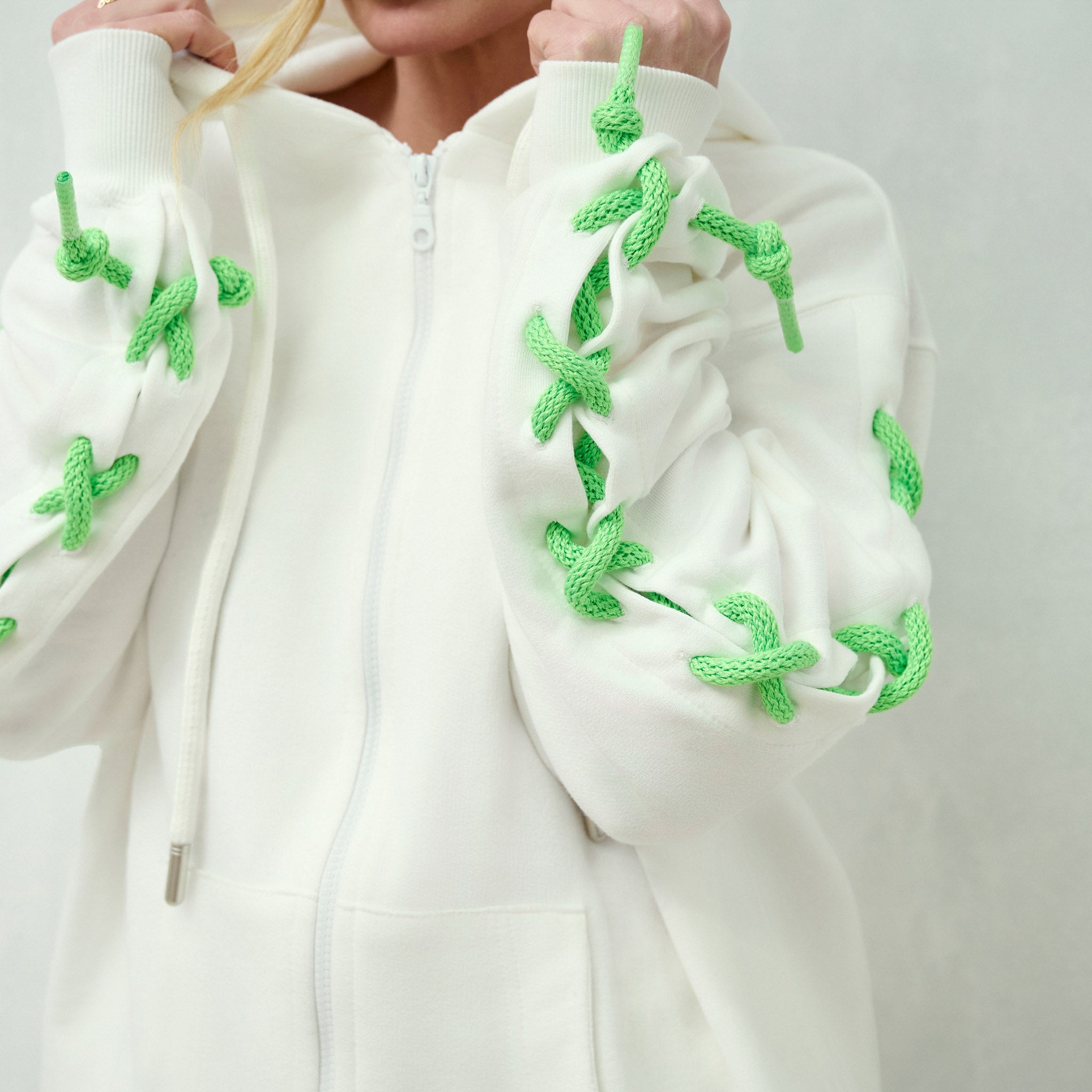 THE VICTORY SET WITH ZIPPER HOODIE