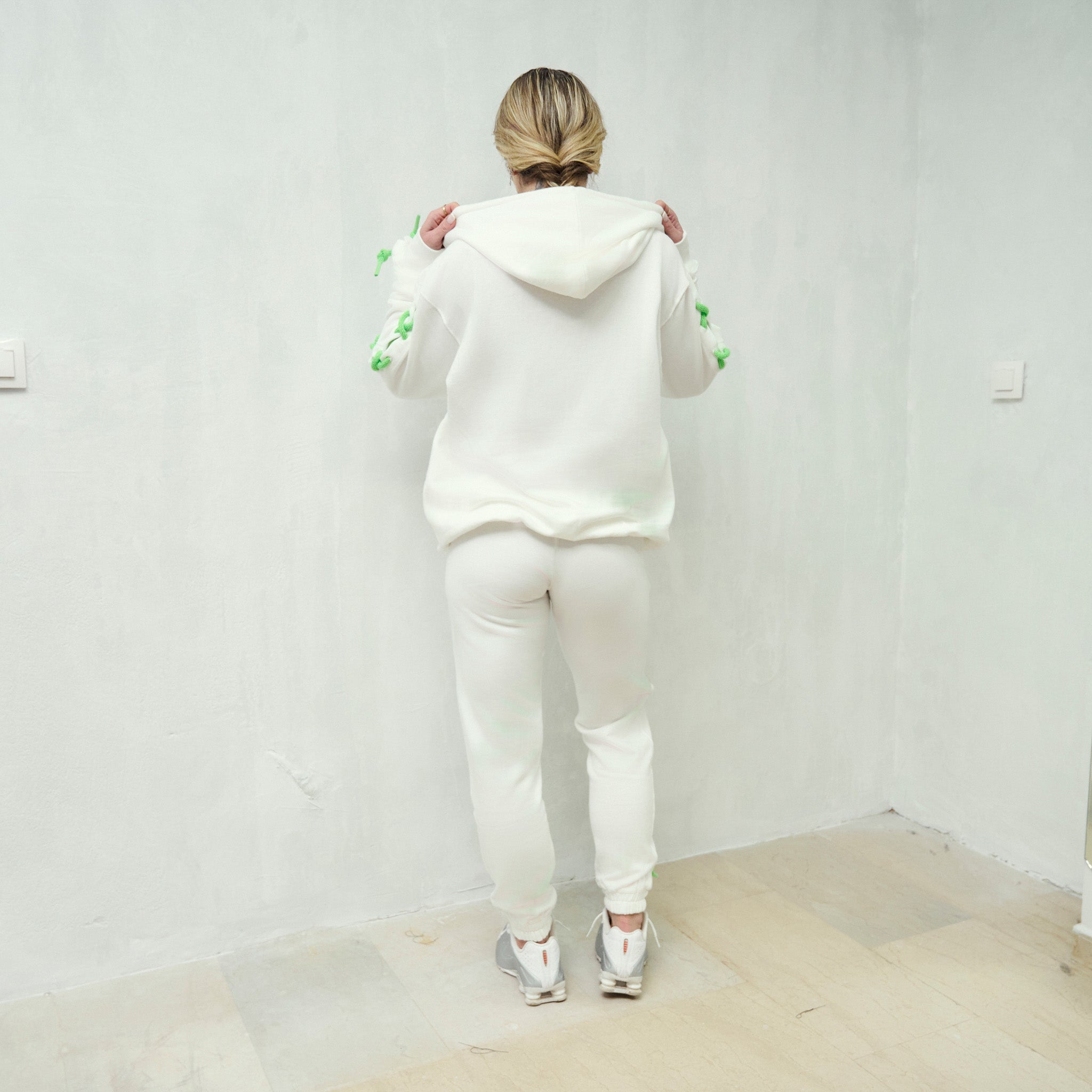 THE VICTORY SET WITH ZIPPER HOODIE