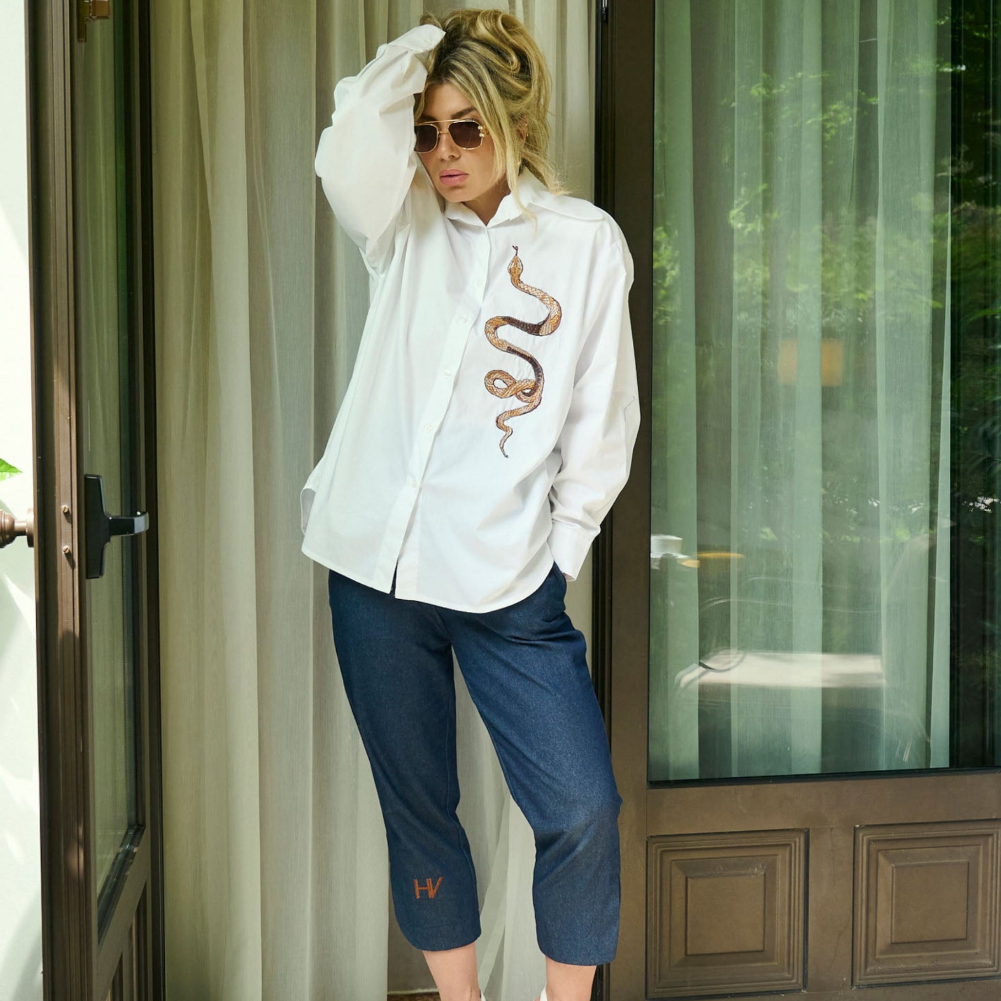 THE SNAKE SET WITH WHITE SHIRT