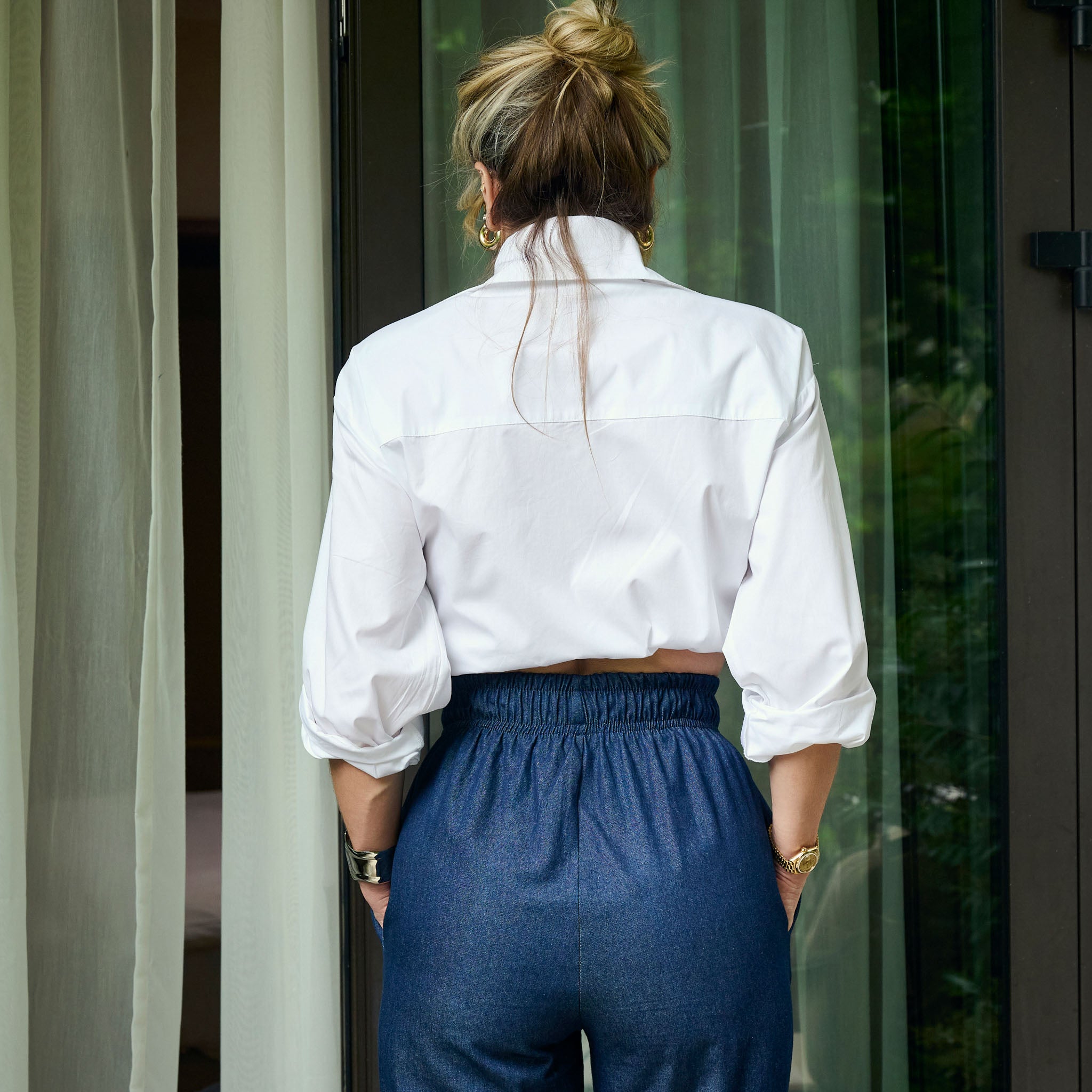 THE SNAKE SET WITH WHITE SHIRT
