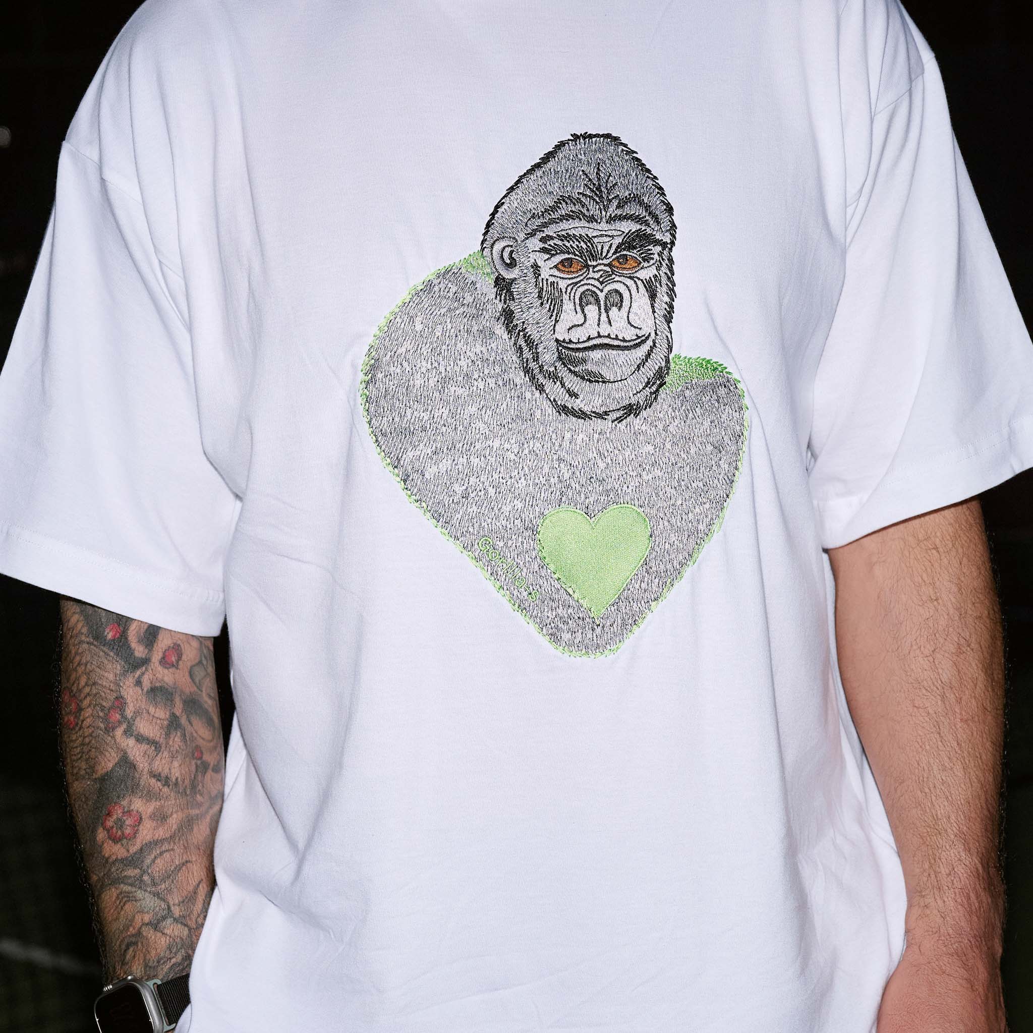 THE GORILLA_S T-SHIRT