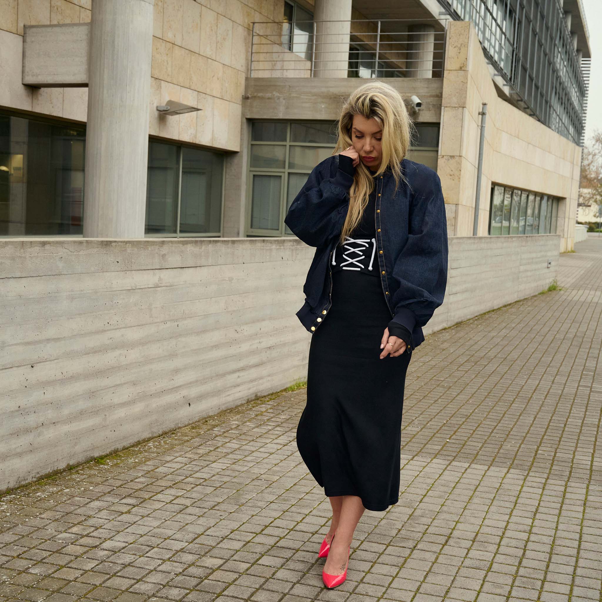 THE CORSET DRESS WITH CLASSIC CORDS