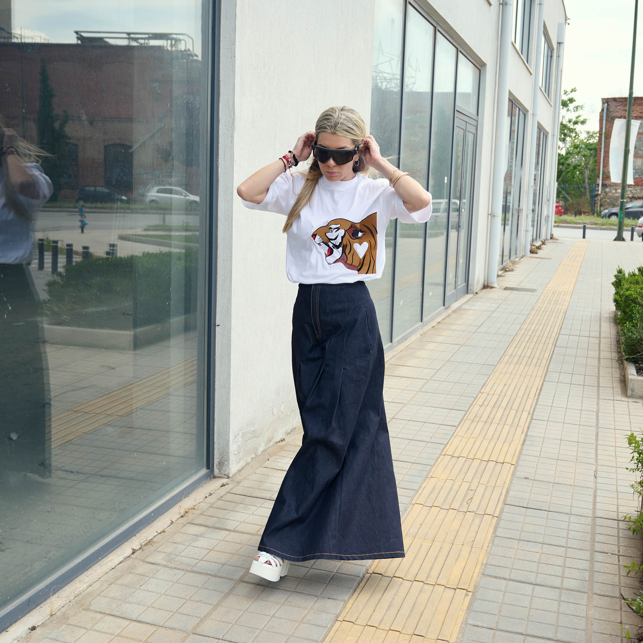 THE TIGER WOMAN T-SHIRT