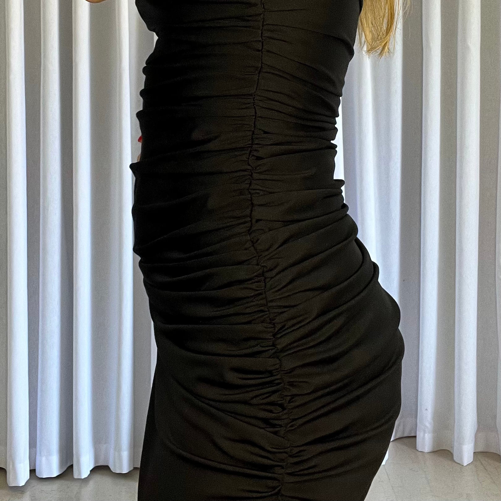 THE SCULPT DRESS