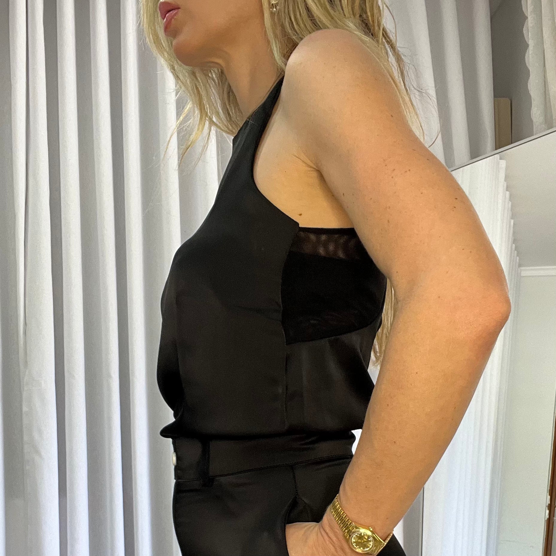 THE MUSE TOP